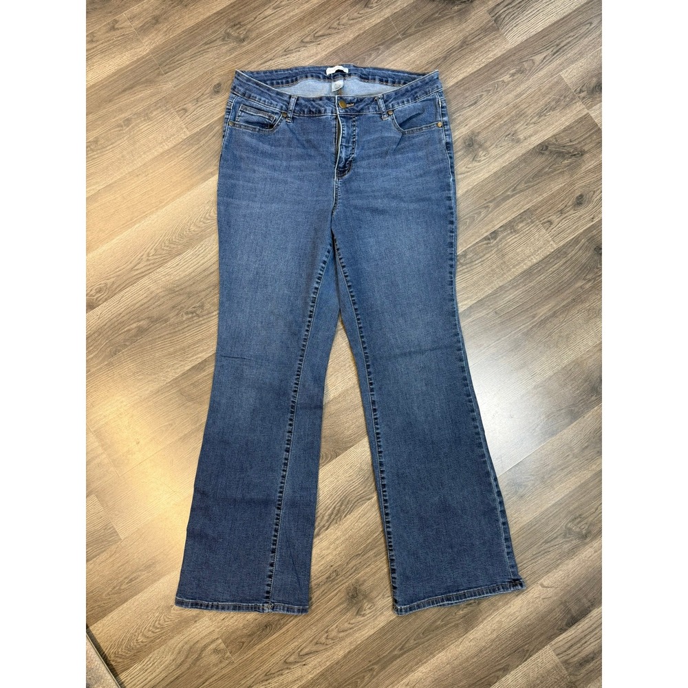 Westport 1962 Womens Bootcut Jeans Medium Wash Blue Denim Size 14 Stretch
